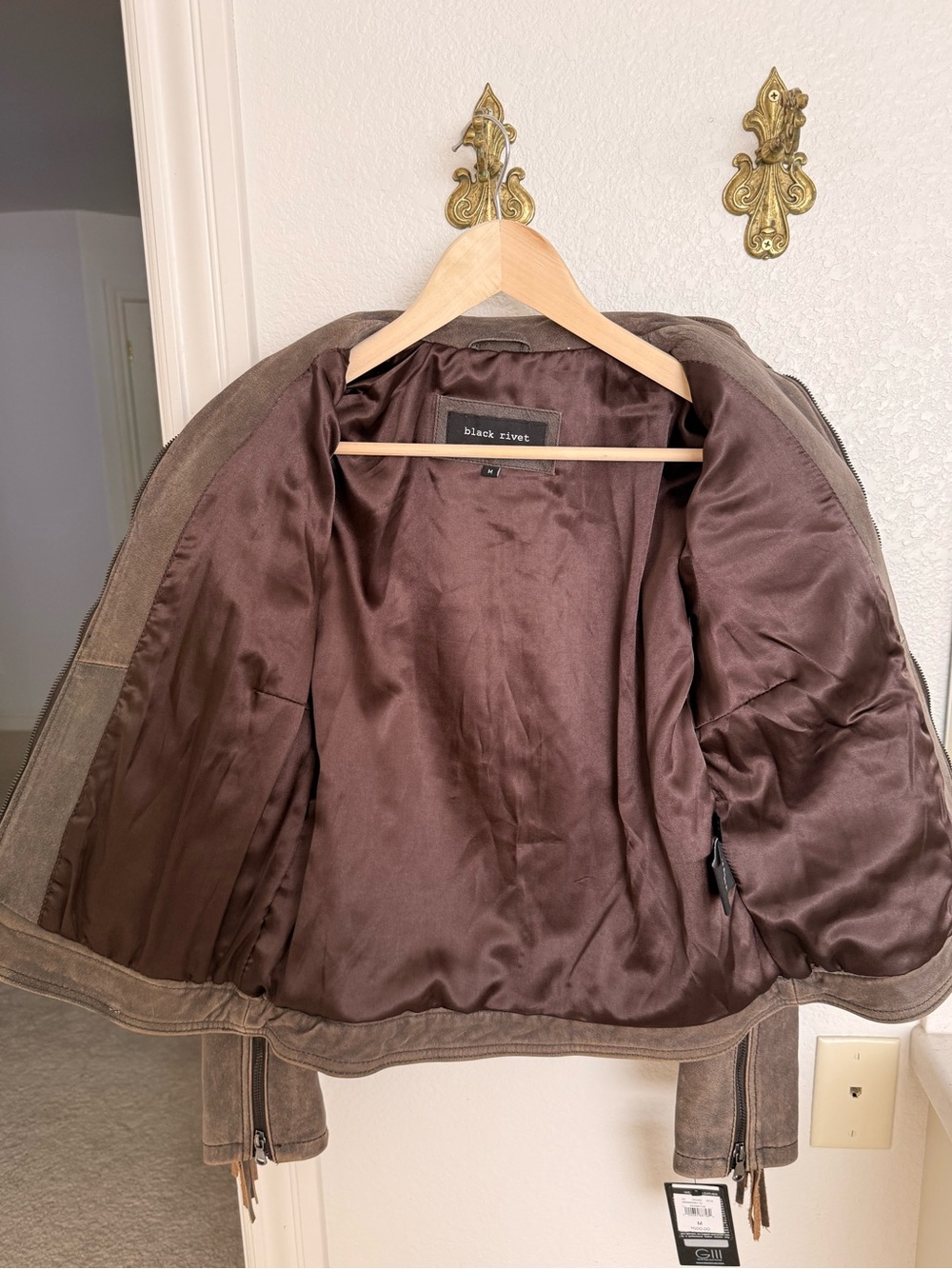 Black Rivet leather jacket - Picture 4 of 5